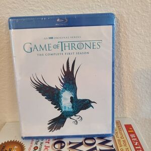 Game of Thrones: The Complete First Season - Blue Edition ()